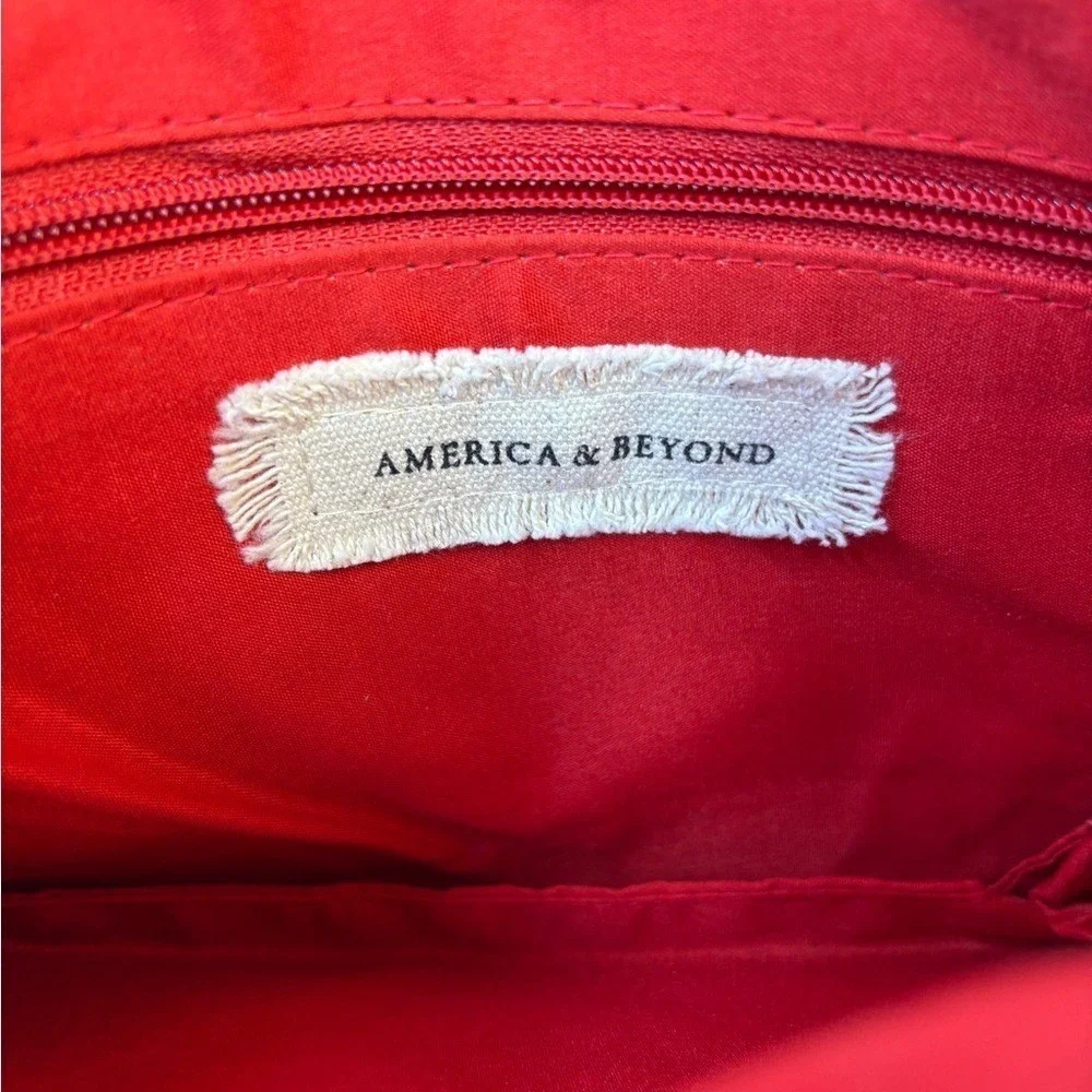 America & Beyond Beaded Initial D‎ Wristlet Clutch Black Velvet Floral Striped